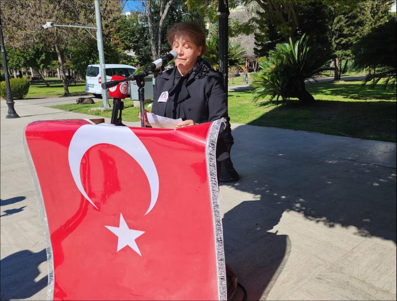Adana’da 8 Mart’ta Tarihi Buluşma: Kadınlar Dayanışma İçin Bir Araya Geldi